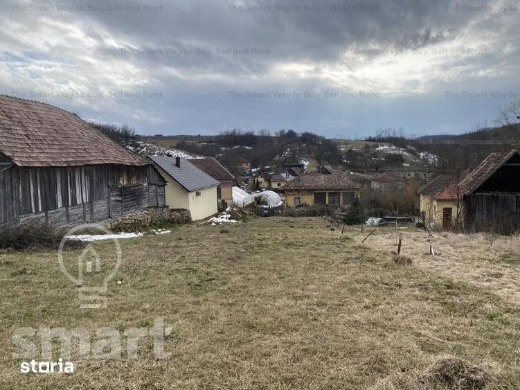 Teren de 5400 mp, în Sava
