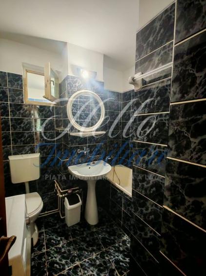 Apartament cu 2 camere decomandat în Gruia