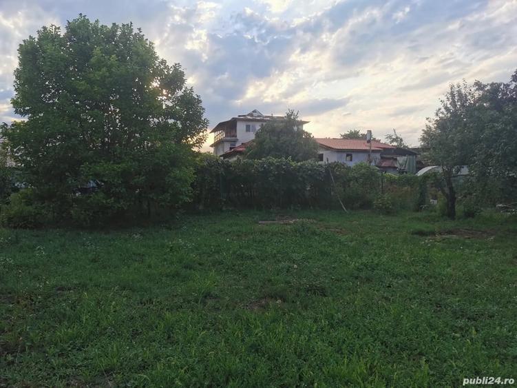 Casă cu 4 camere cu Teren 2200 Mp în Central