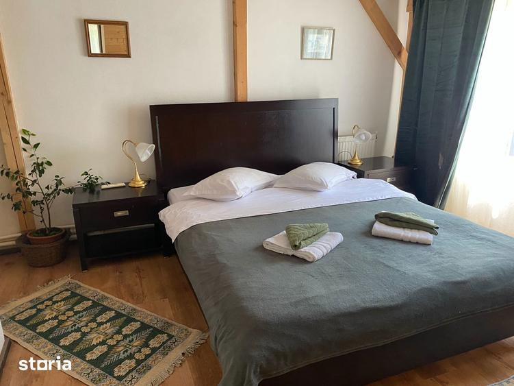 Casă cu Teren 1800 Mp în Central