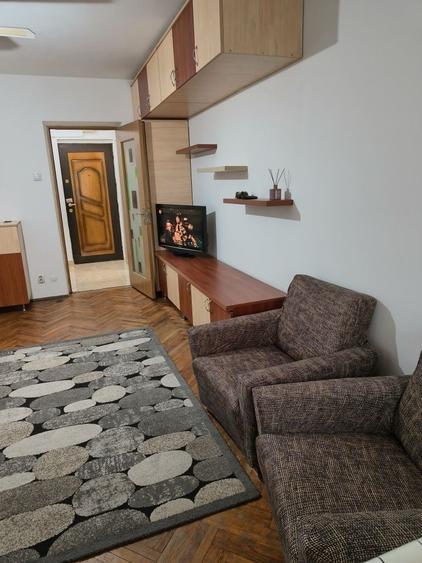 Garsonieră semidecomandată în Central