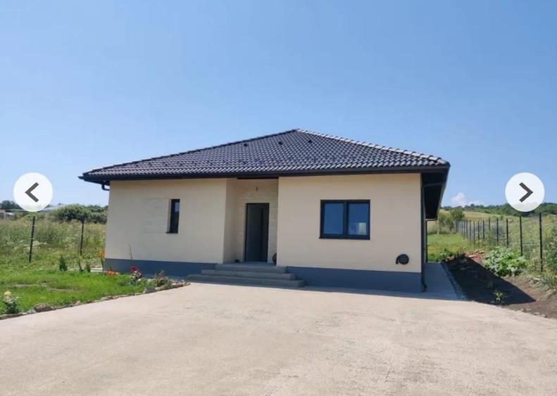 Casă individuală cu 4 camere cu Canalizare în Săliștea Veche