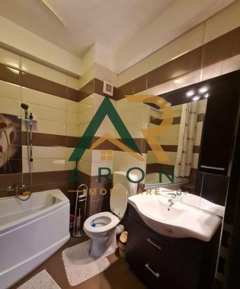 Apartament cu 2 camere decomandat în Apărătorii Patriei