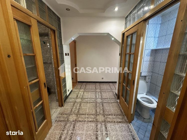 Apartament cu 3 camere decomandat în Albești