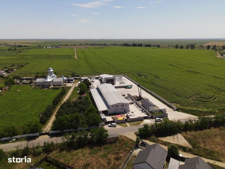 Spațiu comercial, de 330 mp, în Vidra