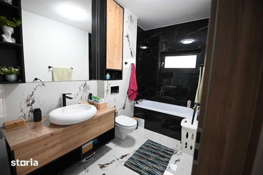 Apartament cu 4 camere în Cristian