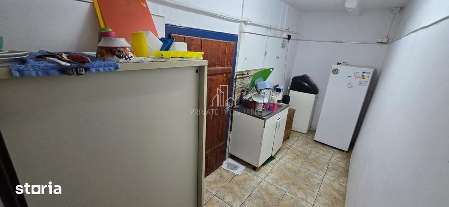 Casă cu 5 camere cu Teren 800 Mp în Vânători