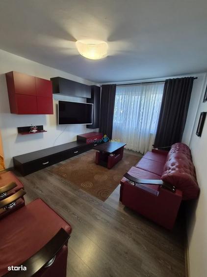 Apartament cu 3 camere semidecomandat în Milcov