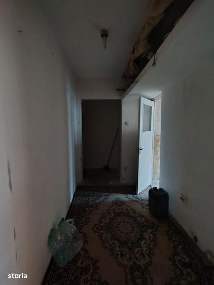 Apartament cu 2 camere semidecomandat în Micro 11