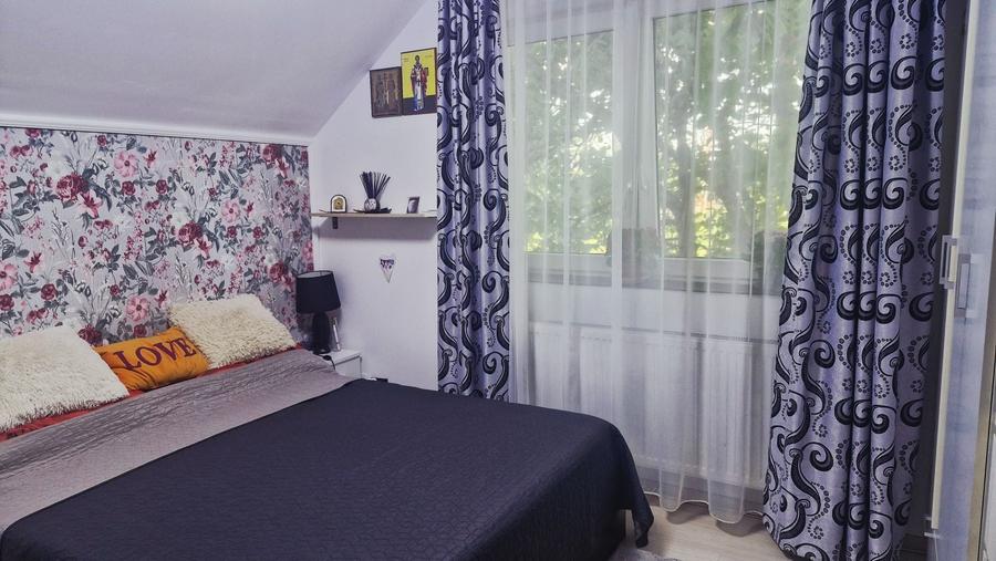 Casă cu 4 camere în Exterior Vest