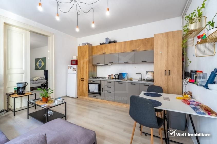 Apartament cu 3 camere semidecomandat, mobilat în Central
