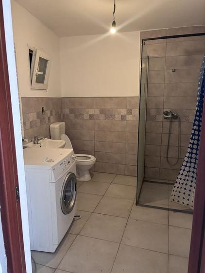 Casă cu 3 camere în Paleu