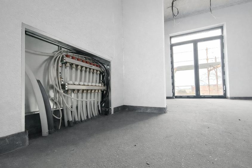 Duplex cu 4 camere cu Canalizare în Central