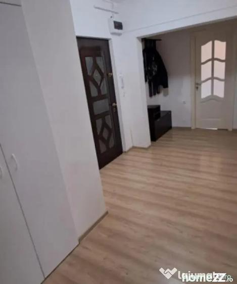 STRADA BABADAGL -3 CAMERE DECOMANDAT, 65 MP. - 12