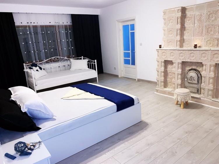Casă cu 4 camere decomandat în Agigea