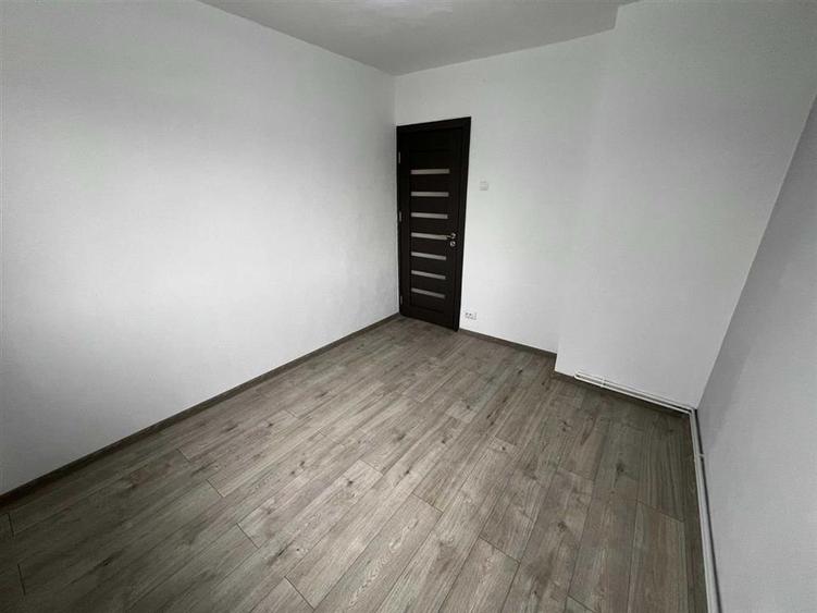 Apartament cu 2 camere semidecomandat în Hipodrom 4