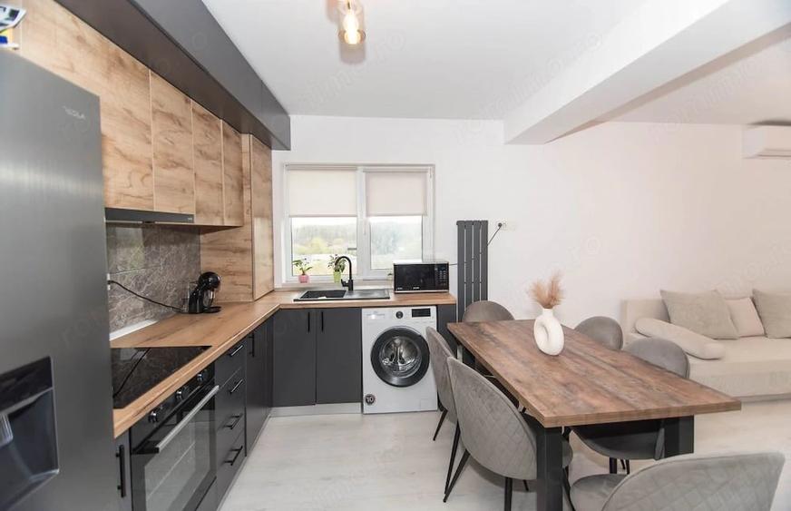 Apartament cu 2 camere decomandat în Eremia