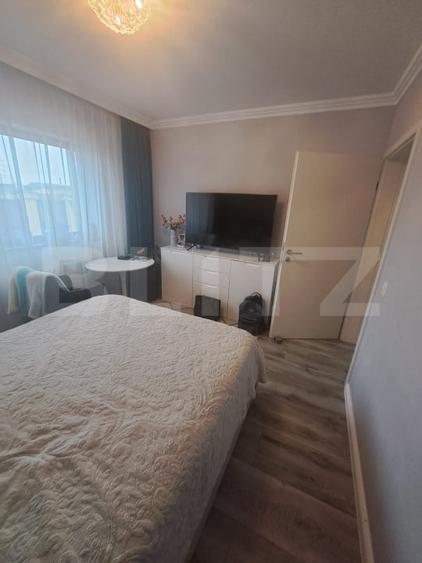 Duplex cu 3 camere cu Canalizare în Sânpetru
