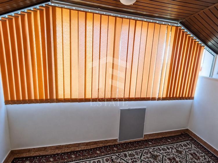 Casă individuală cu 4 camere cu Canalizare în Valu lui Traian