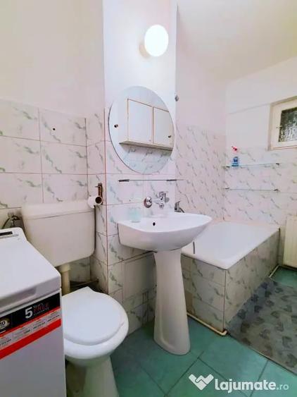 Apartament cu 2 camere decomandat în Astra