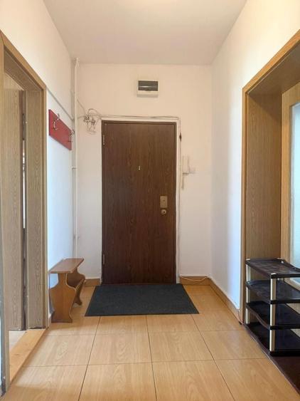 Apartament 3 camere de inchiriat, str. Bucuresti - 14
