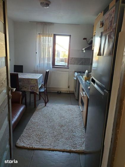 Casă cu 6 camere cu Teren 370 Mp în Valu lui Traian