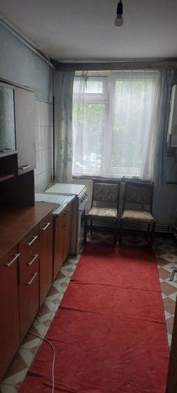 Apartament cu 2 camere decomandat în Precista