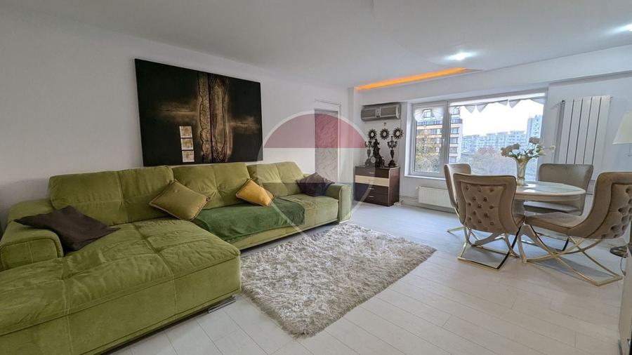 Apartament cu 3 camere decomandat, mobilat în P-ța Alba Iulia