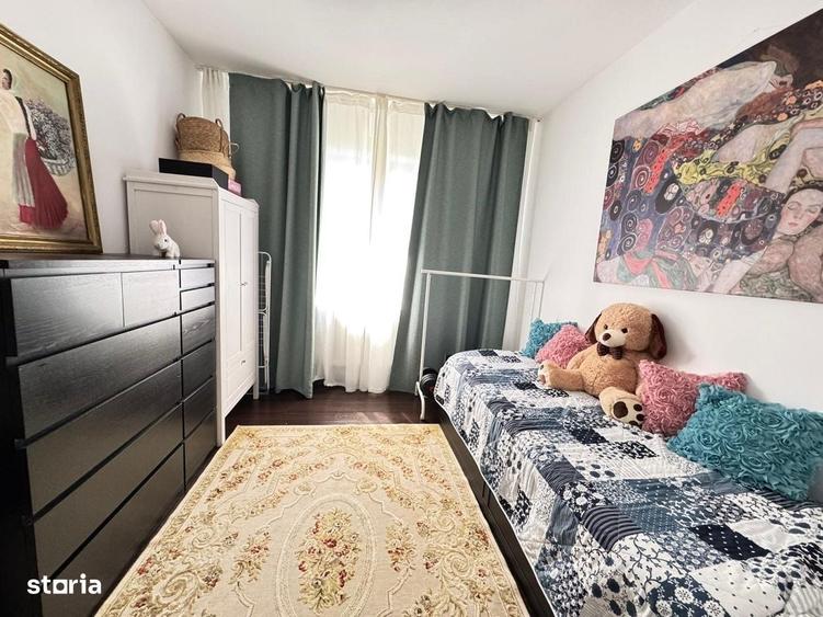Casă cu 4 camere în Milcov