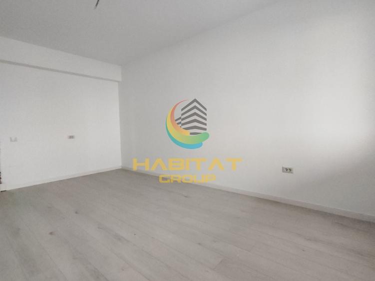 Apartament cu 3 camere semidecomandat în Berceni