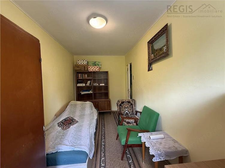 Apartament cu 3 camere în Astra