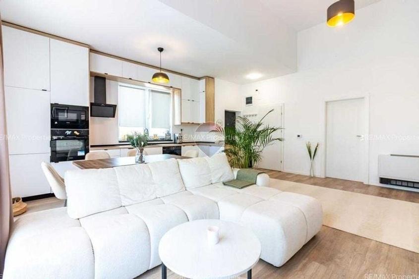 Casă cu 4 camere cu Teren 80 Mp în Corbeanca