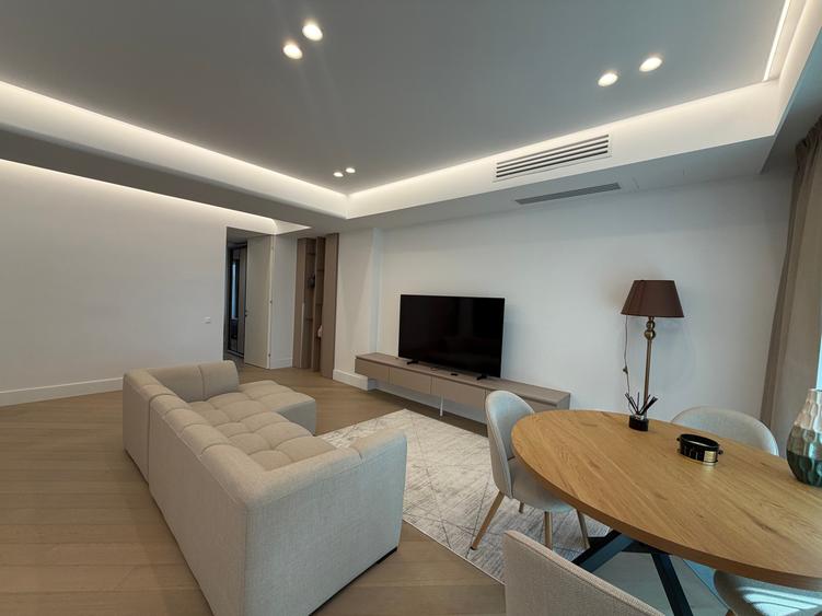 Apartament cu 3 camere decomandat în Iancu Nicolae