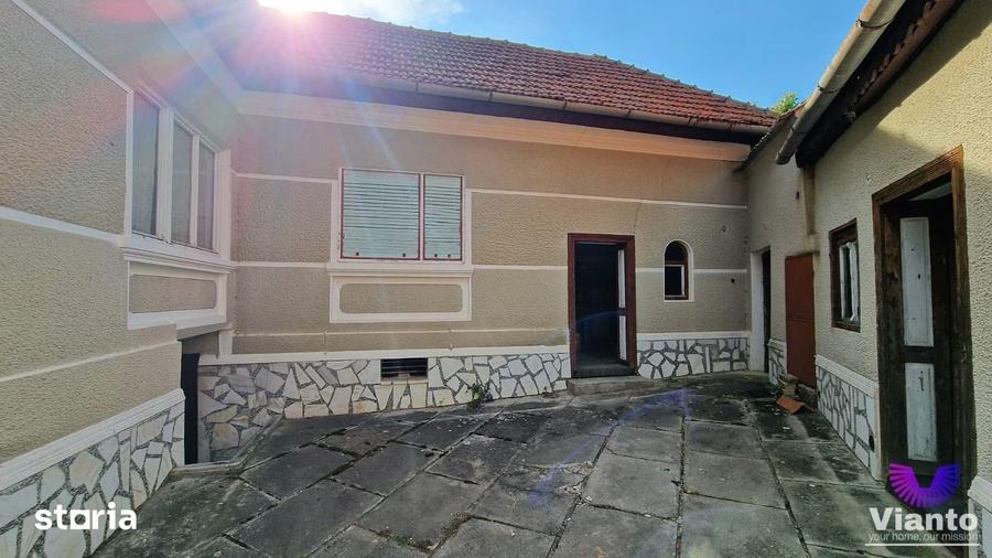 Casă cu 3 camere cu Teren 909 Mp în Poiana Sibiului