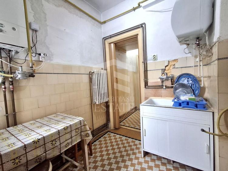 Apartament cu 2 camere semidecomandat în Eminescu