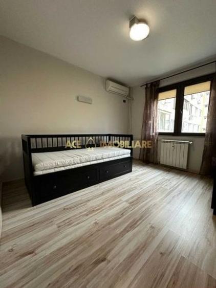 Apartament cu 4 camere decomandat, mobilat în Drumul Taberei