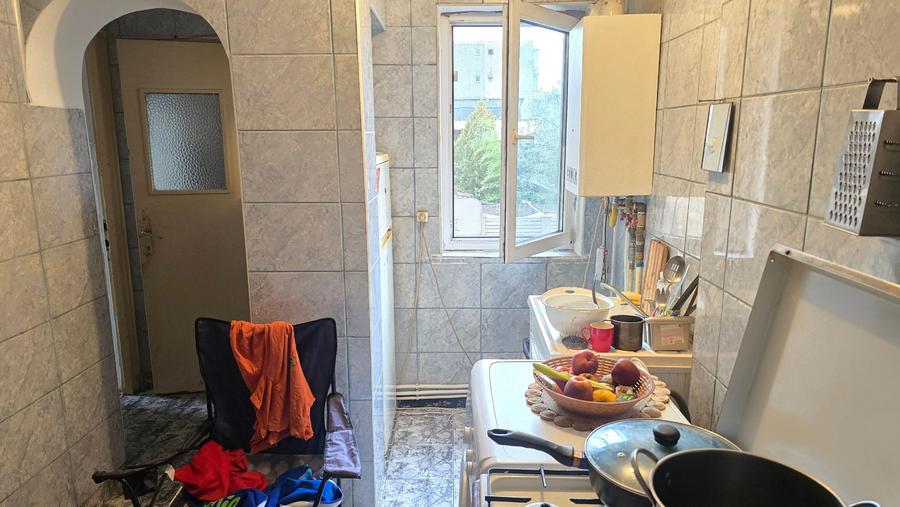 Vand apartament cu 2 camere in Deva, zona Al. Motilor et. 1, - 2