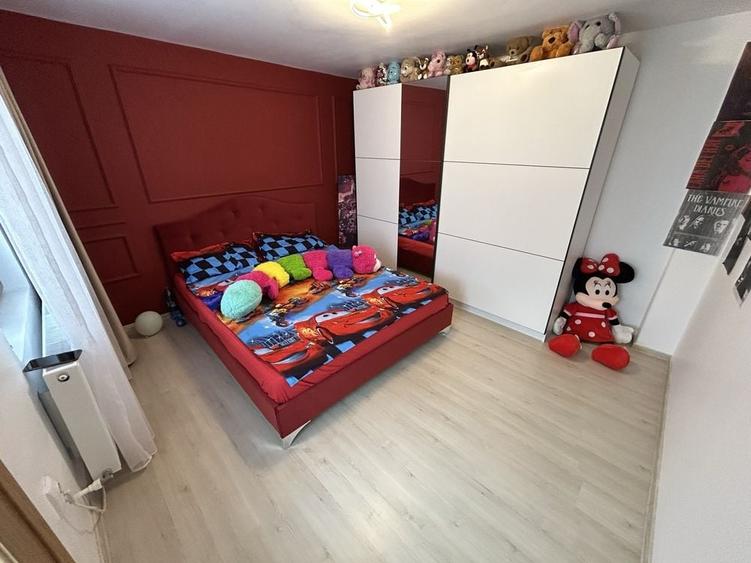 Casă cu 4 camere în Central