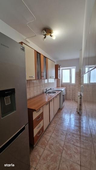 Garsonieră decomandată, mobilată în Crângași