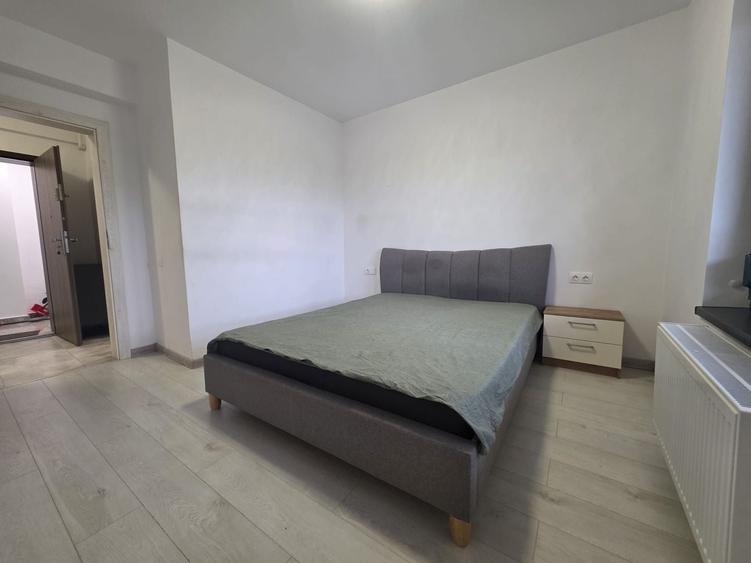 Apartament cu 3 camere decomandat, mobilat în Pipera