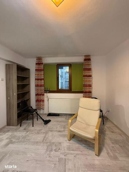 Apartament cu 2 camere semidecomandat în Horea