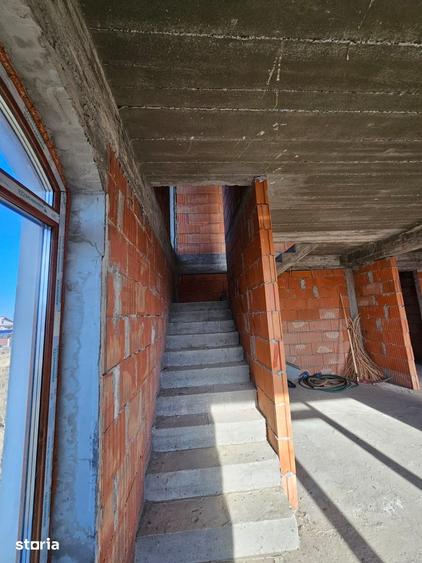 Casa la Ro?u Avansat, de Vanzare Mineri, energie si apa potabila - 2
