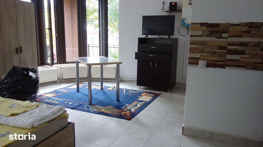 Spațiu comercial, de 270 mp, în Rahova