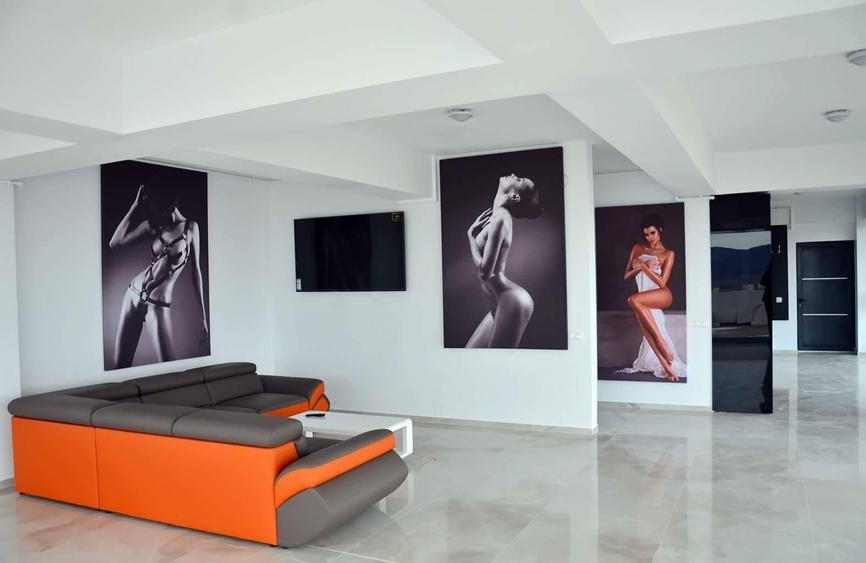 Penthouse cu 3 camere decomandat în Hipodrom 3