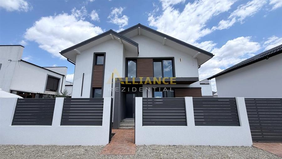 Casă individuală cu 5 camere cu Teren 259 Mp în Berceni