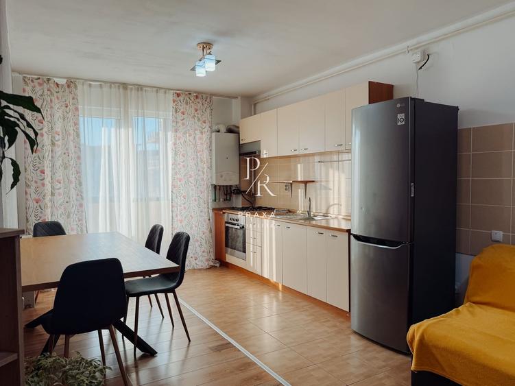 Apartament cu 2 camere semidecomandat, mobilat în Florești
