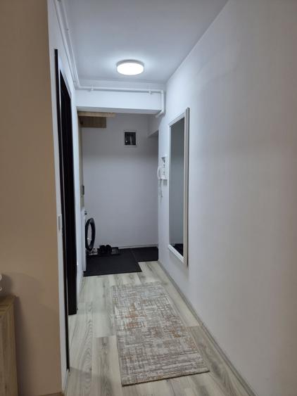 Apartament cu 2 camere semidecomandat în Lazaret