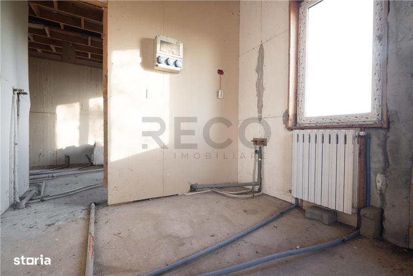 Casă cu 4 camere cu Teren 9722 Mp în Inand