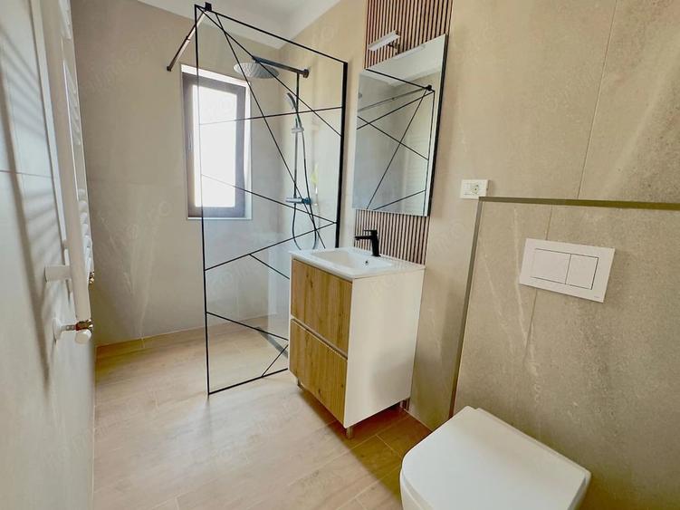 Casă cu 4 camere cu Teren 357 Mp în Covaci