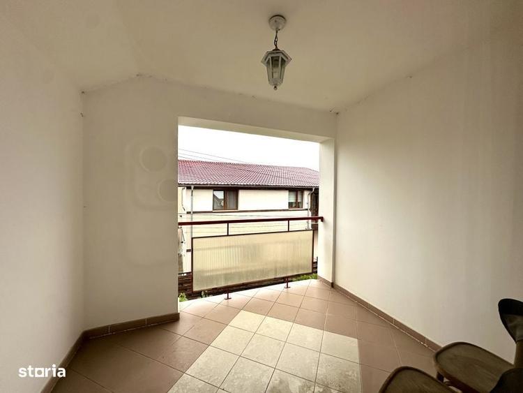 Casă cu 4 camere în Dâmbul Rotund